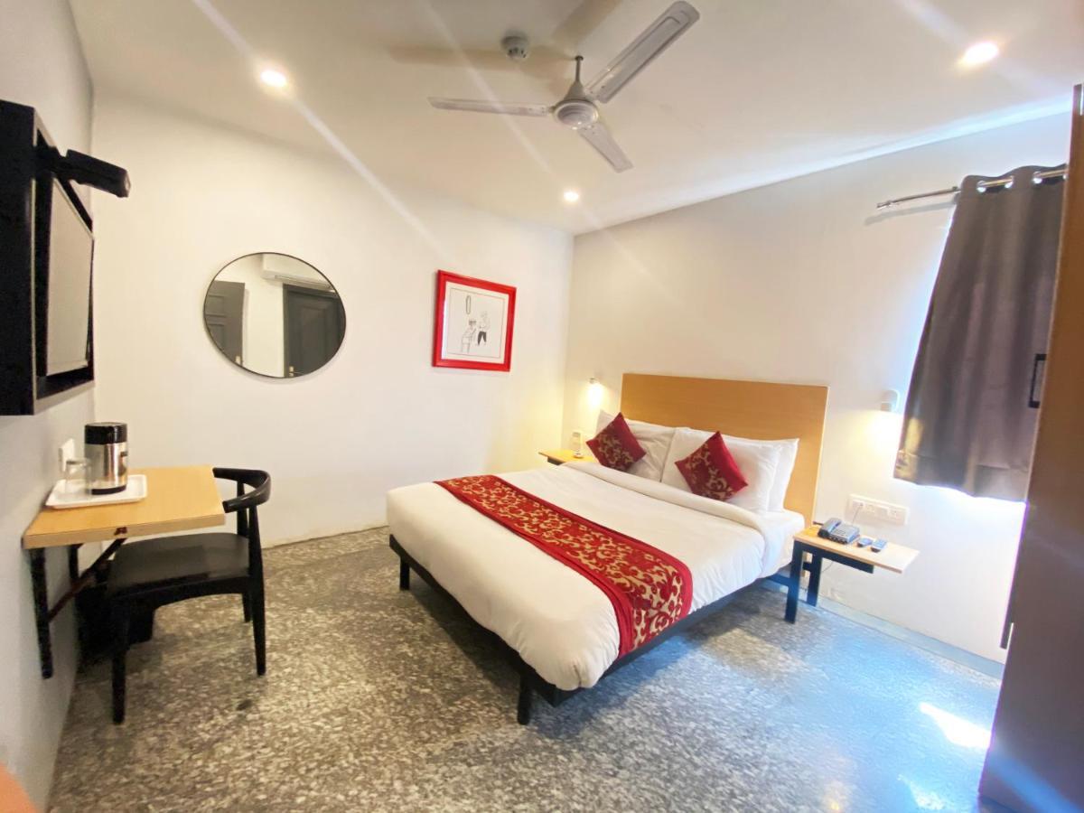 Hotel Golden Saffron By Qotel-Punjabi Bagh New Delhi Luaran gambar
