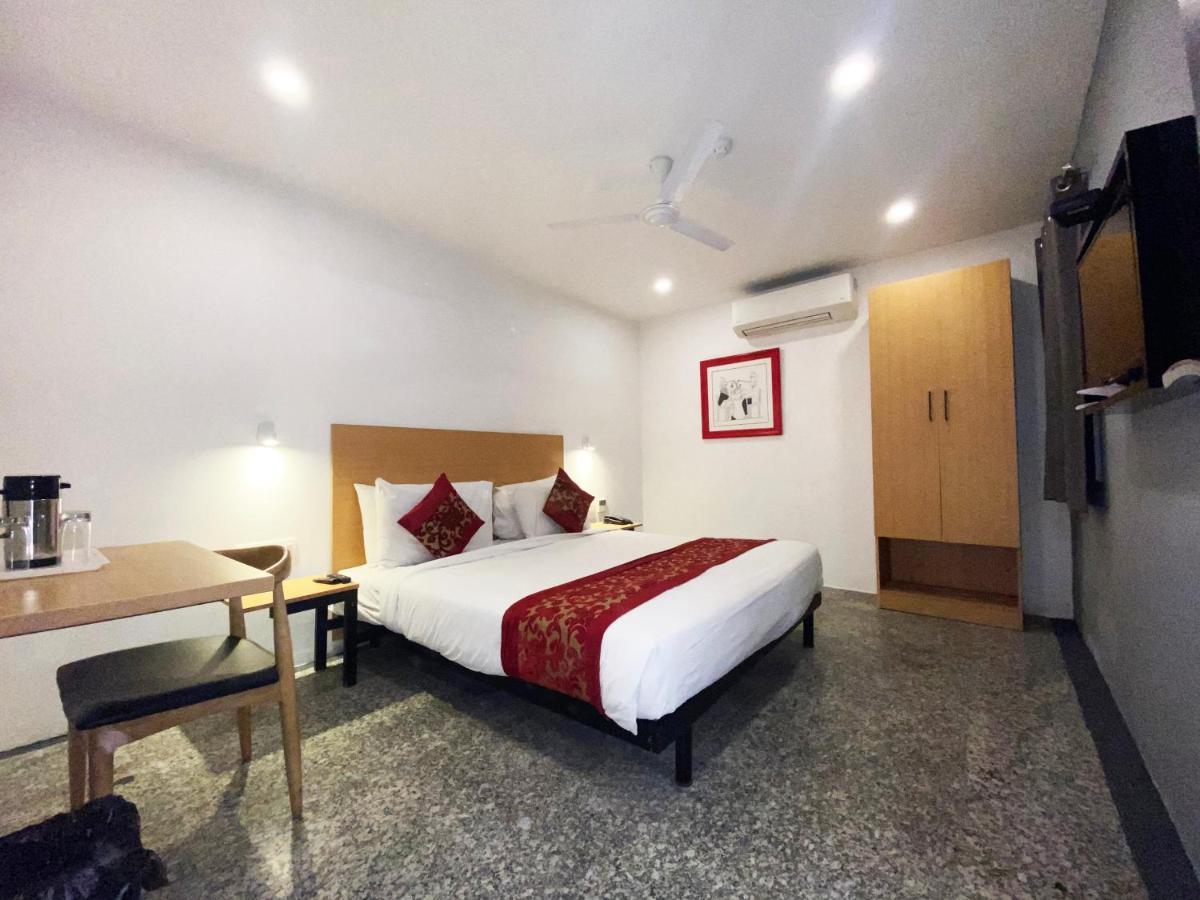 Hotel Golden Saffron By Qotel-Punjabi Bagh New Delhi Luaran gambar