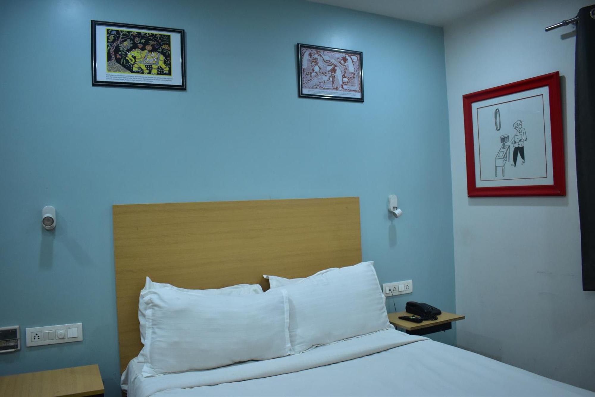 Hotel Golden Saffron By Qotel-Punjabi Bagh New Delhi Luaran gambar
