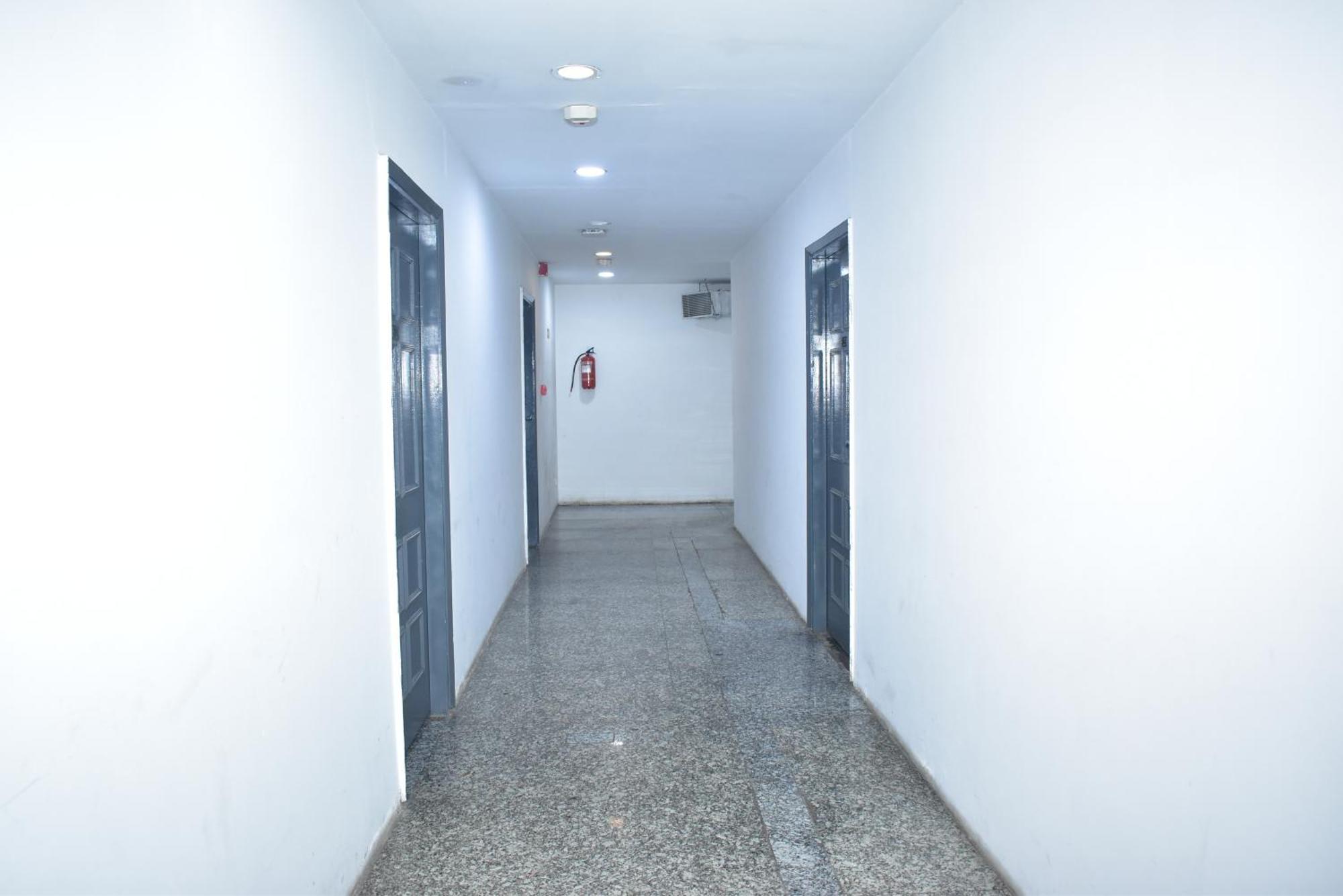 Hotel Golden Saffron By Qotel-Punjabi Bagh New Delhi Luaran gambar